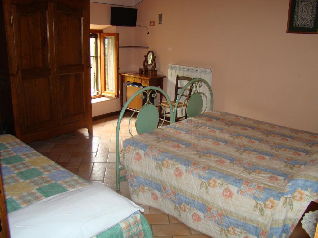 Agriturismo Vecchio Gelso Ortezzano Ruang foto
